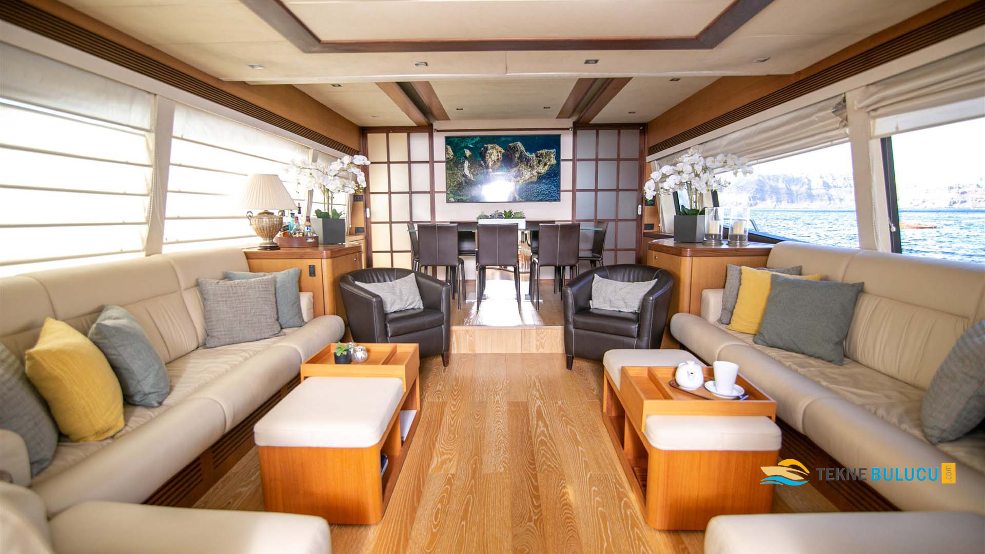 Ferretti 731 2009 iç mekan 1