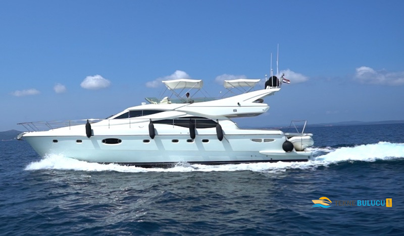 Ferretti 590 2003 iç mekan 3