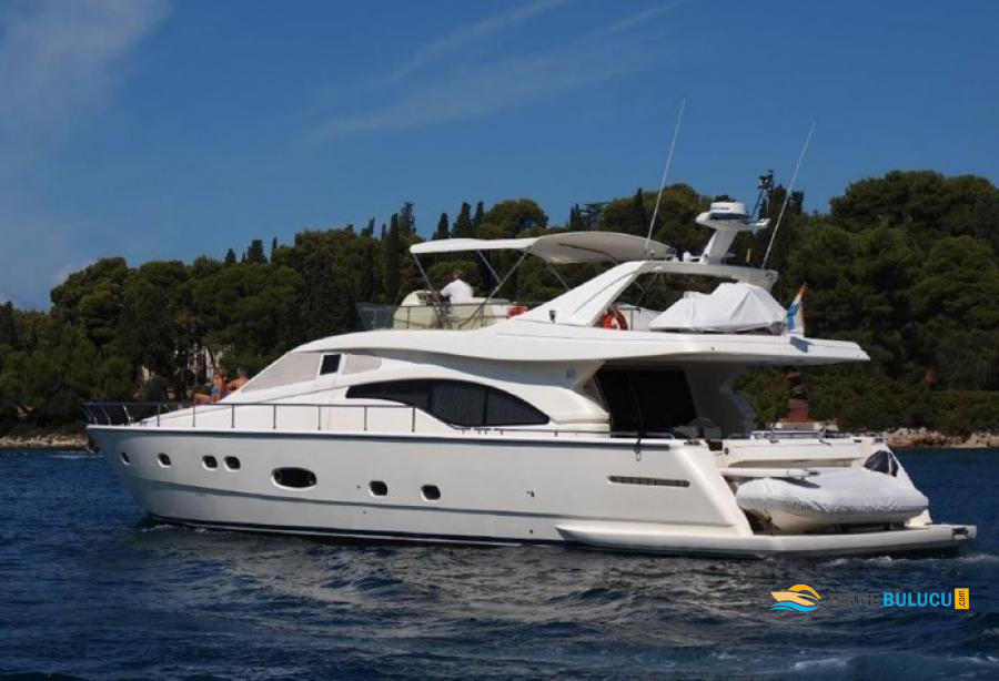 Ferretti 680 2005 inceleme