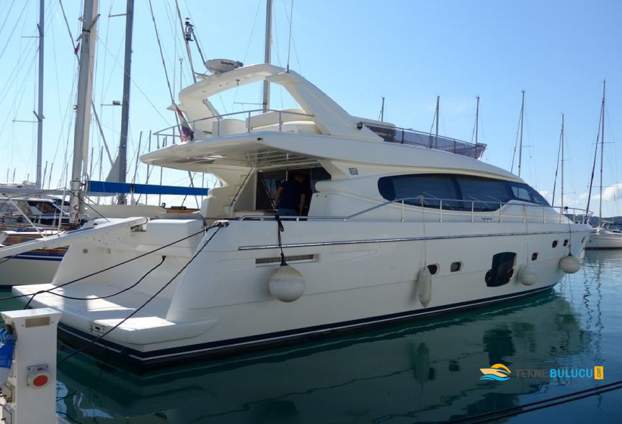 Ferretti 630 2006 iç mekan 1