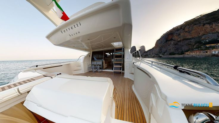 Ferretti 591 2006 iç mekan 3