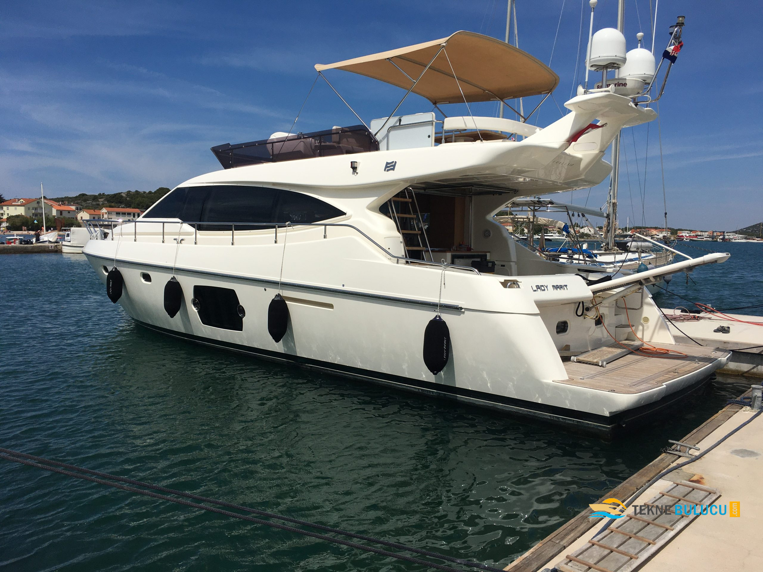 Ferretti 510 / 530 2007 iç mekan 2