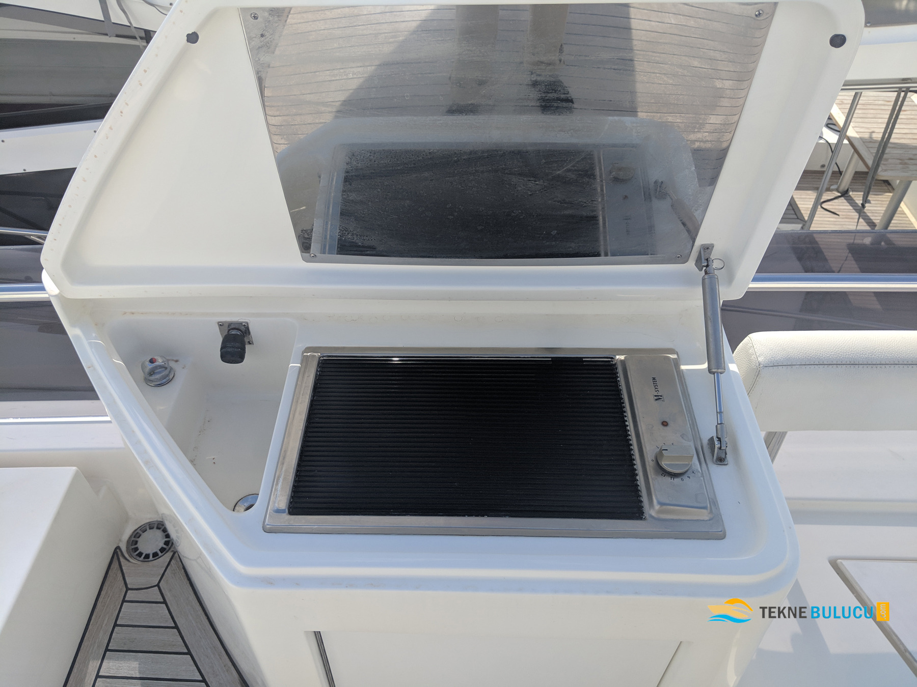 Ferretti 510 / 530 2008 iç mekan 1