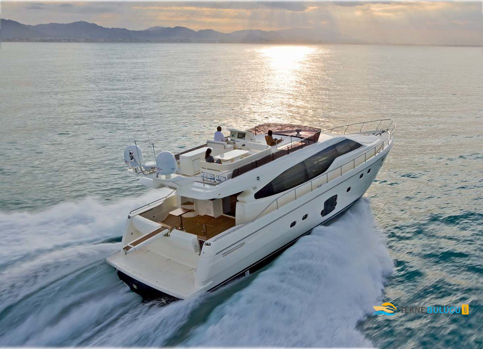 Ferretti 631 / 660 2009 iç mekan 3