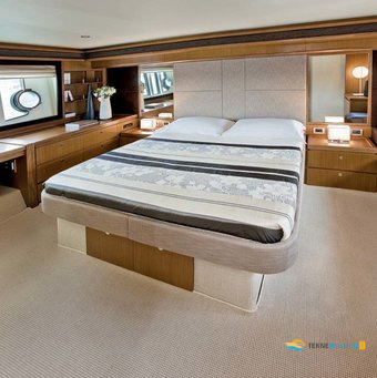 Ferretti 631 / 660 2011 iç mekan 1